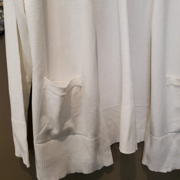 Cute White Cardigan - Picture 2 of 7